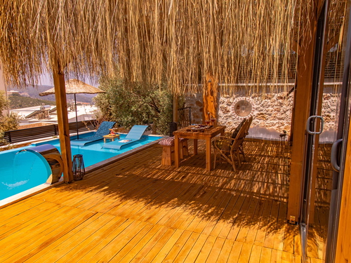  gece  -  Kasım
  | Kalkan Akbel’de Kısmi Deniz Manzaralı & Jakuzili Balayı Villası | Ücretsiz Kahvaltı ve Site Avantajlı Tatil Evi
